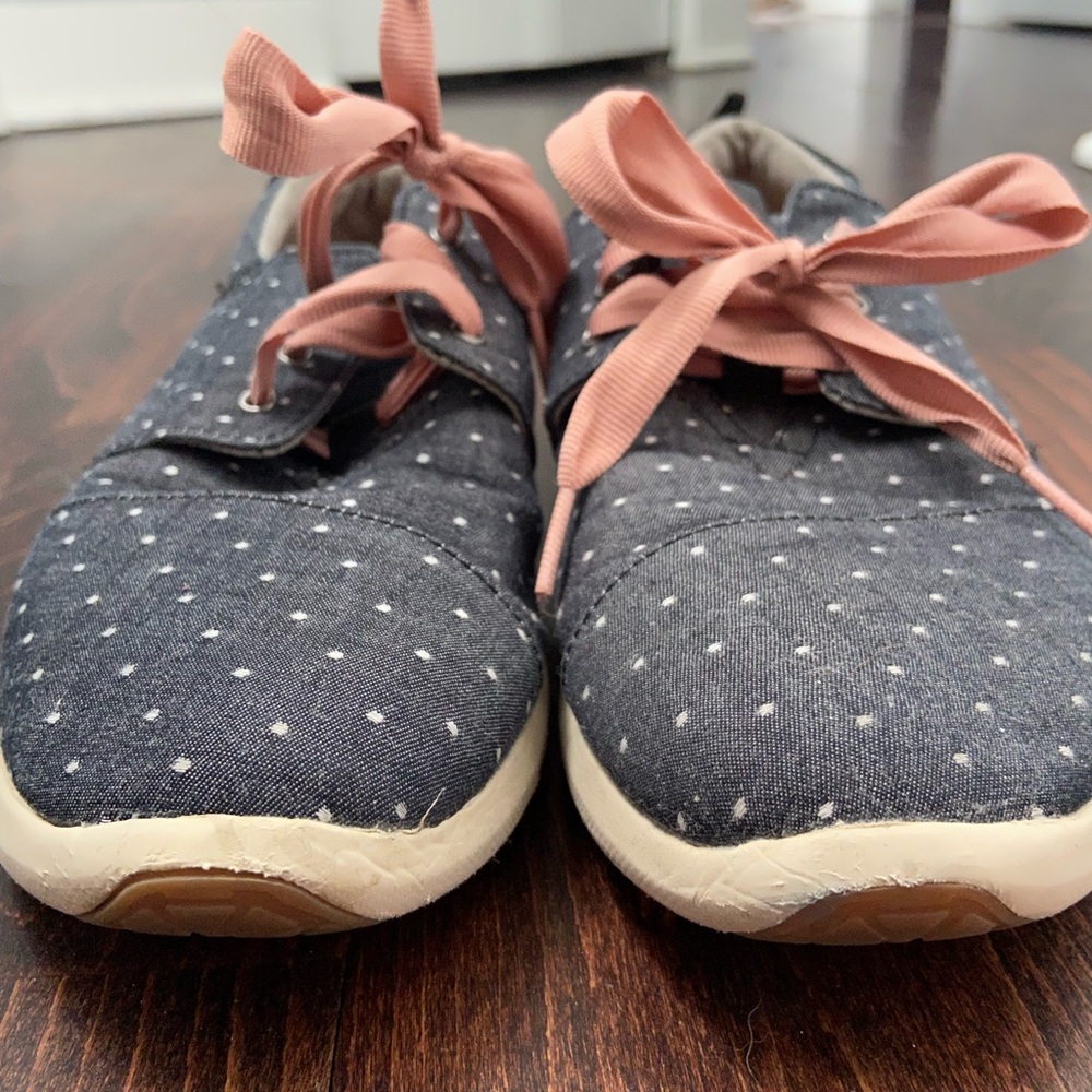 Toms shoes Del Ray chambray dot sneaker size 10
